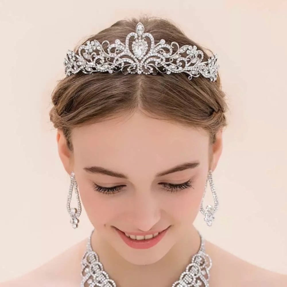 SALE!!! New Allure Bridal crown - Picture 3 of 8